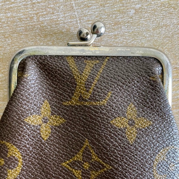 ***SOLD***Rare AUTHENTICITY GUARANTEED VTG LV Kisslock EyeglassCaseCigaretteCase - Picture 5 of 16